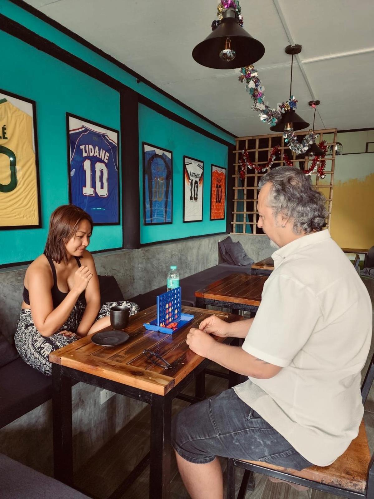 טונגסלה The 10 Club Hostel מראה חיצוני תמונה