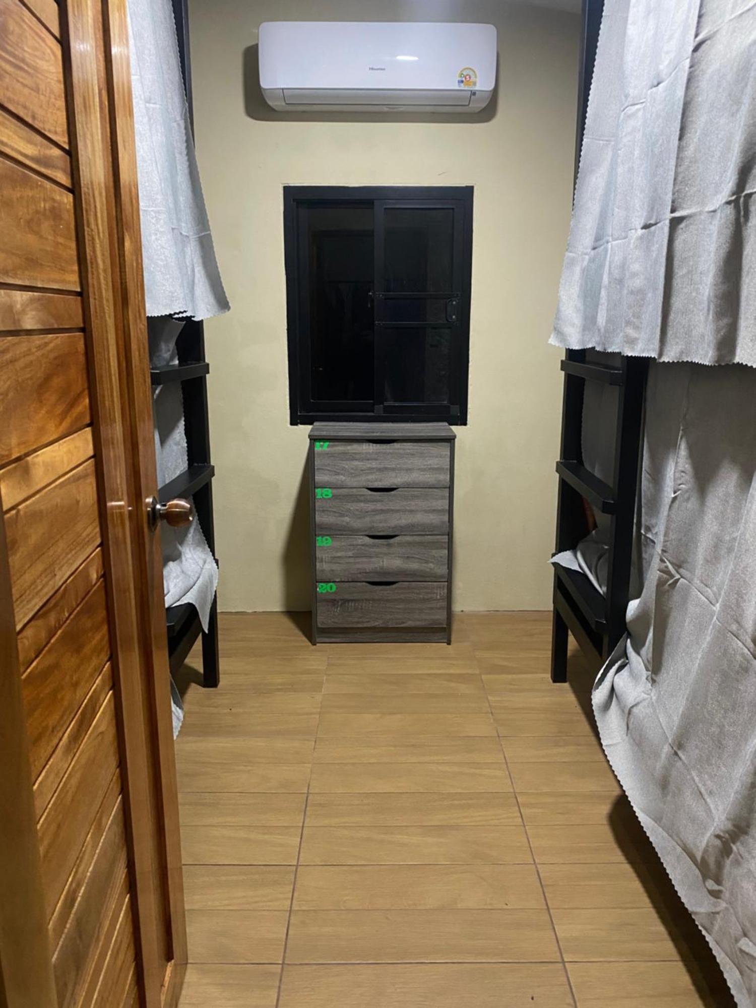 טונגסלה The 10 Club Hostel מראה חיצוני תמונה