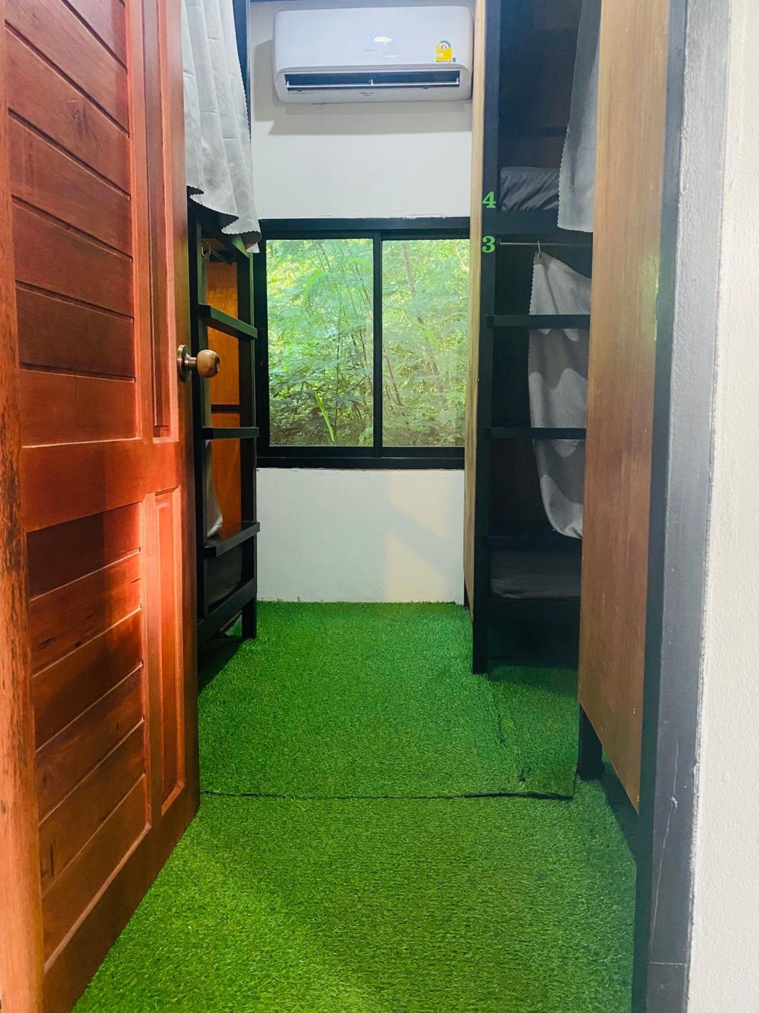 טונגסלה The 10 Club Hostel מראה חיצוני תמונה